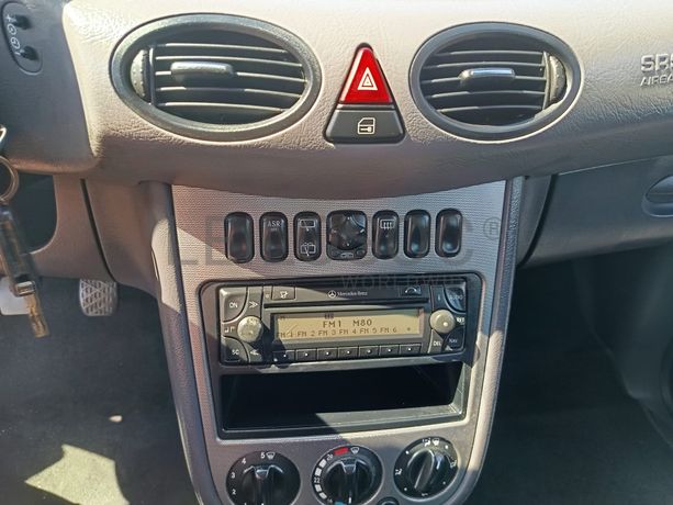 Mercedes-Benz A170 · Ano 2002