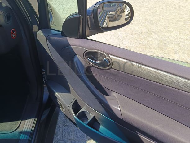 Mercedes-Benz A170 · Ano 2002