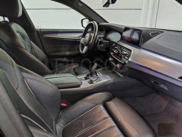 BMW 530E · Ano 2018