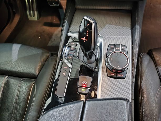 BMW 530E · Ano 2018