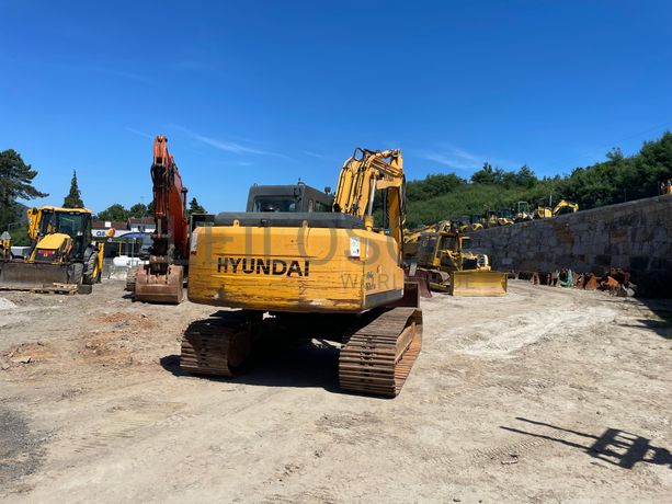Escavadora Rastos Hyundai
