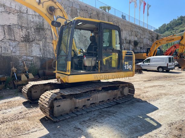 Escavadora Rastos Komatsu