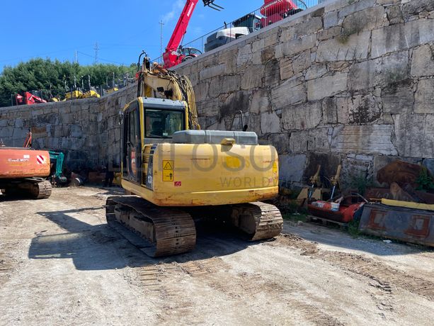 Escavadora Rastos Komatsu