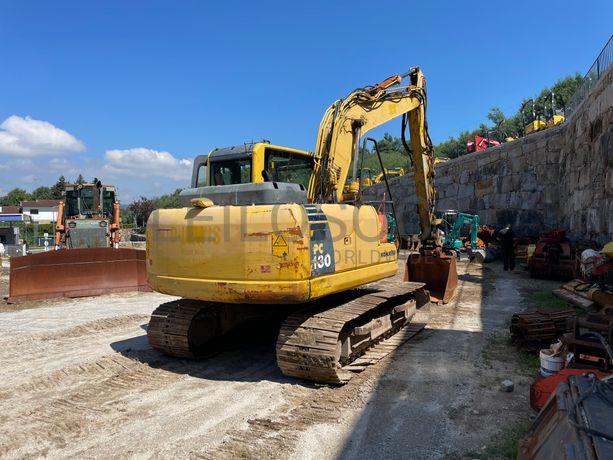 Escavadora Rastos Komatsu