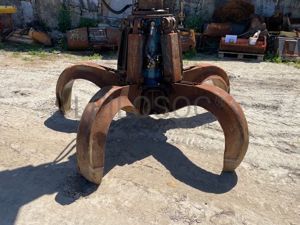 Escavadora Rodas Terex