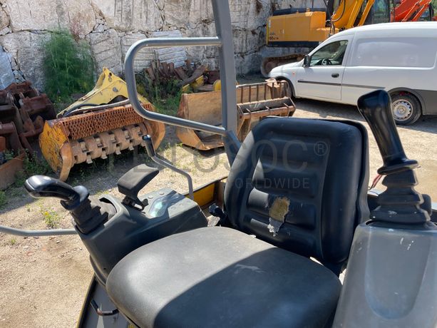 Mini Escavadora Yanmar