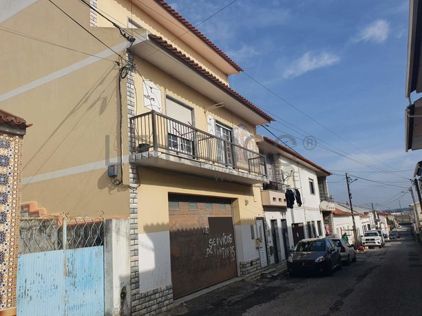 Proporção de 1/2 de Moradia V6 · Bombarral