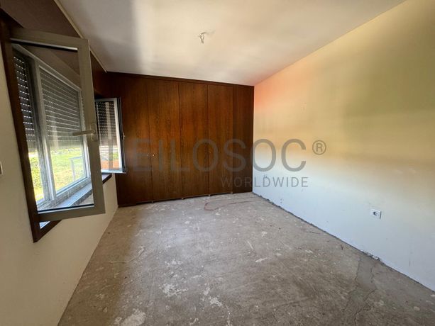 Apartamento T3 Duplex c/ 2 Lugares de Garagem · Trofa