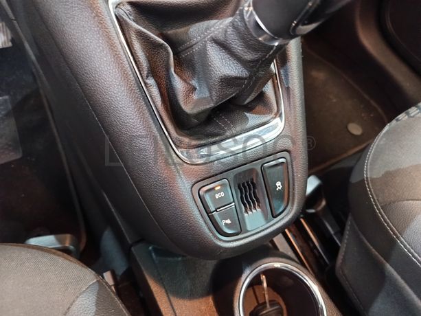 Opel Zafira · Ano 2018