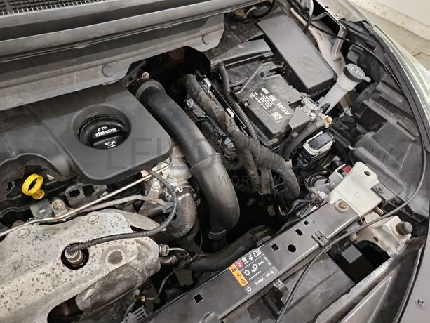 Opel Zafira · Ano 2018