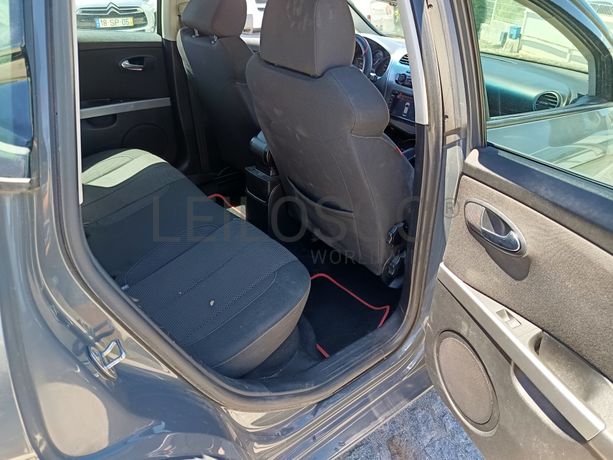 Seat Leon · Ano 2010