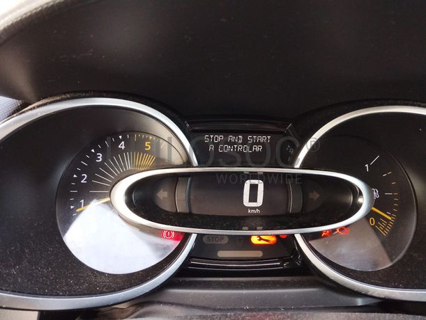 Renault Clio · Ano 2015