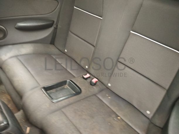 BMW 118D Cabrio · Ano 2011