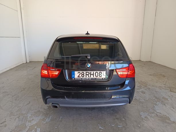 BMW 320D · Ano 2011