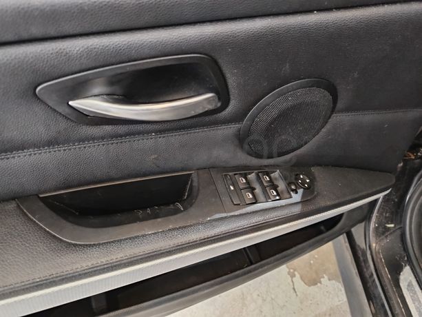 BMW 320D · Ano 2011