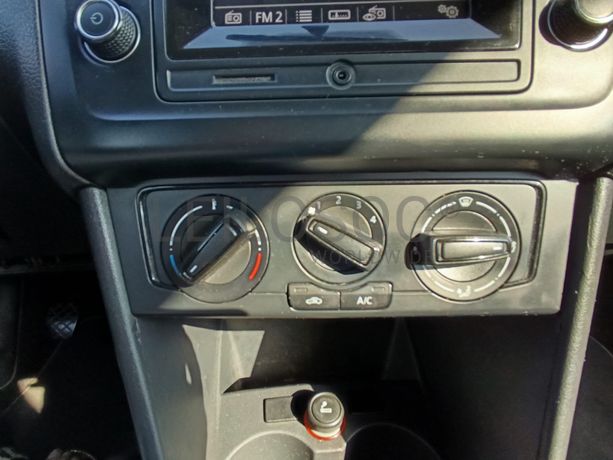 Volkswagen Polo · Ano 2014