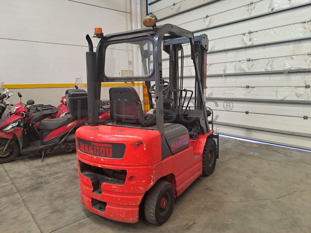 Empilhador Manitou · Ano 2008