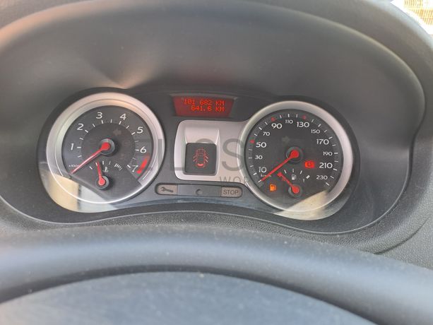 Renault Clio · Ano 2007