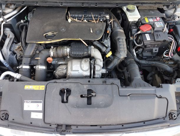 Peugeot 308 · Ano 2016