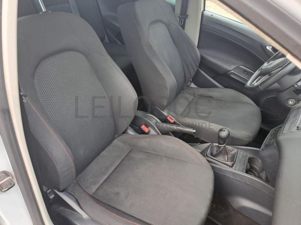 Seat Ibiza 1.6 TDI · Ano 2013