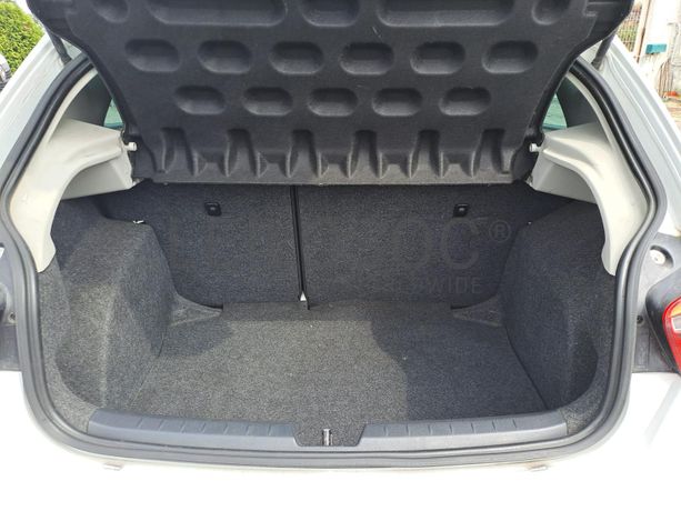 Seat Ibiza 1.6 TDI · Ano 2013