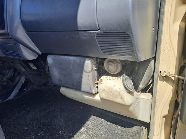 Toyota Dyna 250 · Basculante · Ano 1997