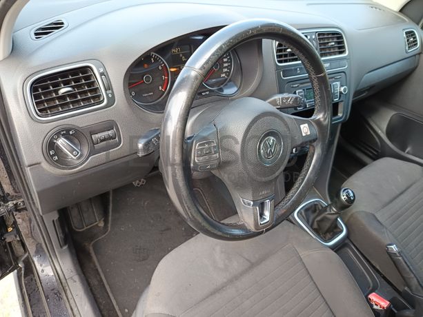 Volkswagen Polo · Ano 2013