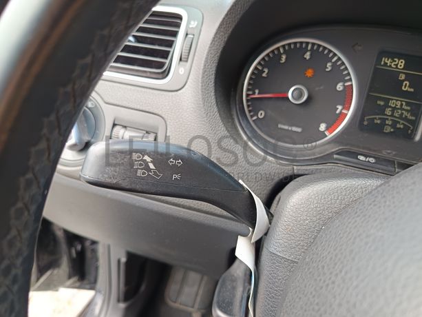 Volkswagen Polo · Ano 2013