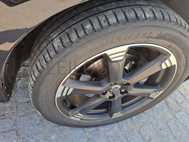 Volvo XC60 · Ano 2015