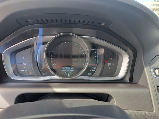 Volvo XC60 · Ano 2015