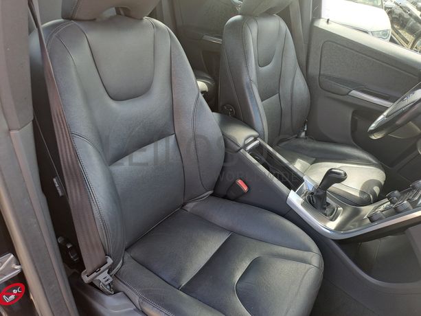 Volvo XC60 · Ano 2015