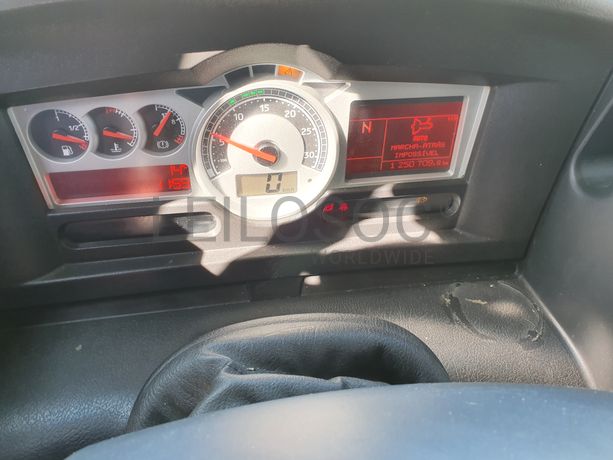 Renault Magnum 4x2 · Ano 2010