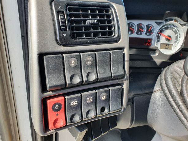 Renault Magnum 4x2 · Ano 2010