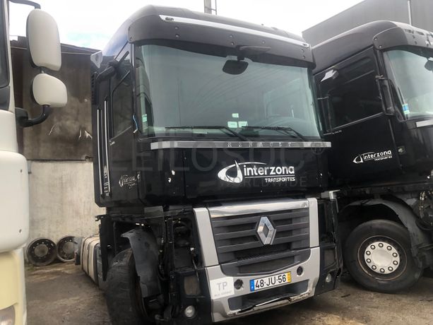 Renault Magnum 4x2 · Ano 2010
