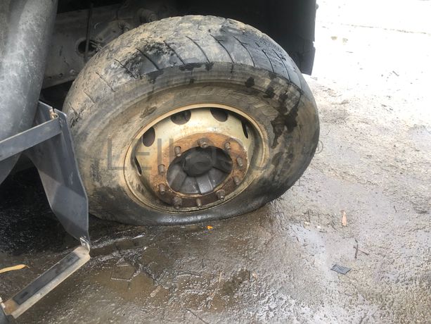 Renault Magnum 4x2 · Ano 2010