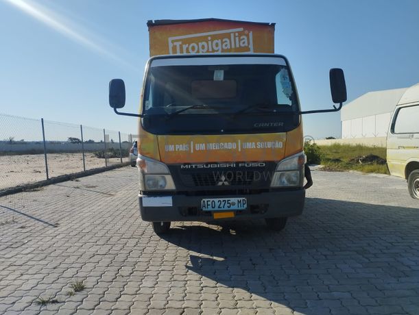 Viatura marca Mitsubishi Fuso