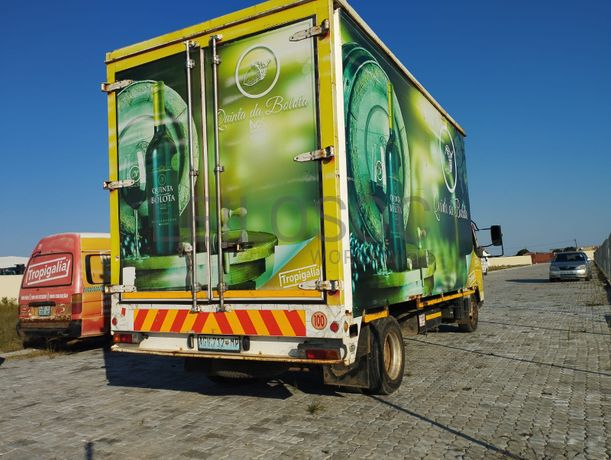 Viatura marca Mitsubishi Canter