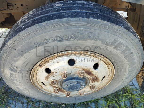 Viatura marca Mitsubishi Fuso