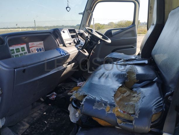 Viatura marca Mitsubishi Fuso