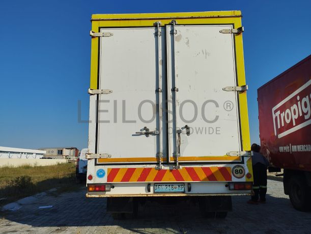 Viatura marca Mitsubishi Fuso