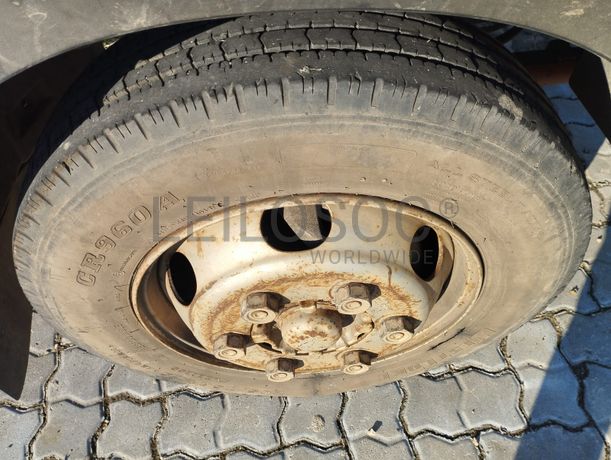 Viatura marca Toyota Dutro