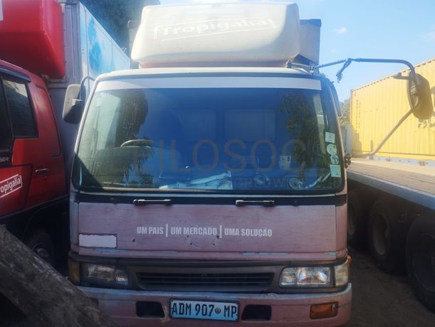 Viatura marca Toyota Hino Rager