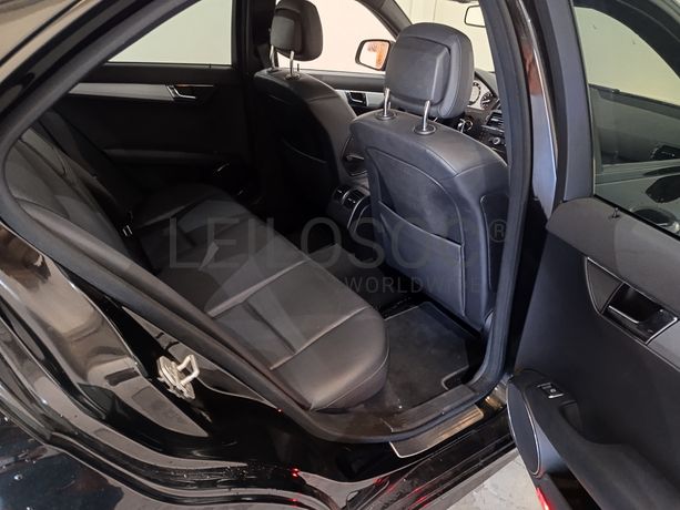 Mercedes-Benz C300 · Ano 2008