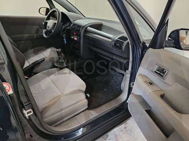 Audi A2 · Ano 2001