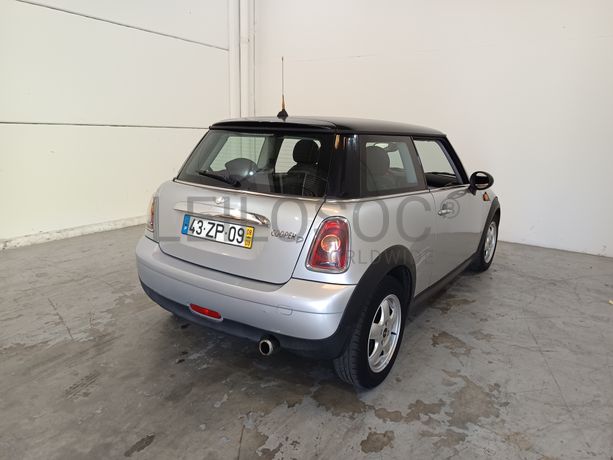 Mini Cooper · Ano 2008