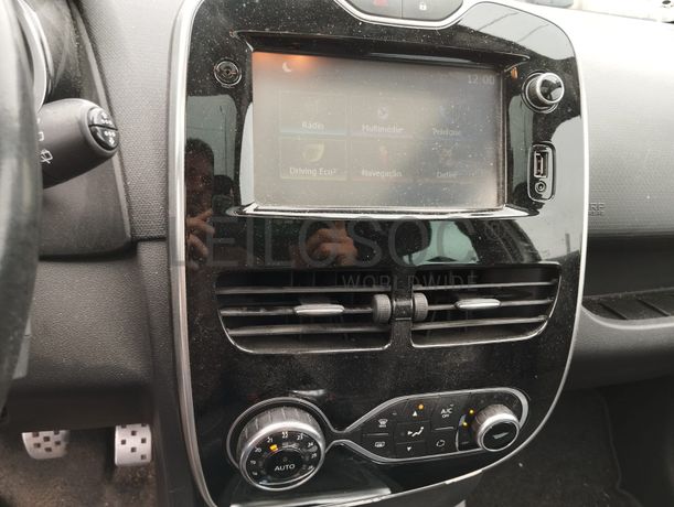 Renault Clio 4 Grantour 1.5 DCI · Ano 2016