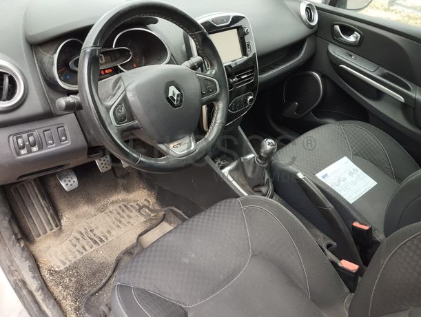 Renault Clio 4 Grantour 1.5 DCI · Ano 2016