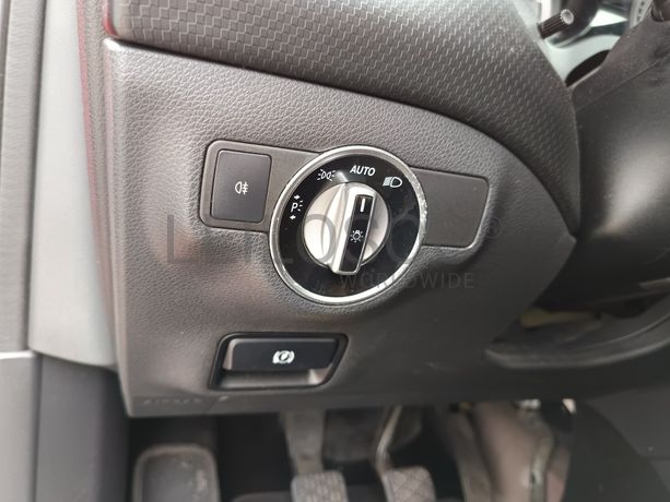 Mercedes-Benz A180 1.5 CDI · Ano 2013