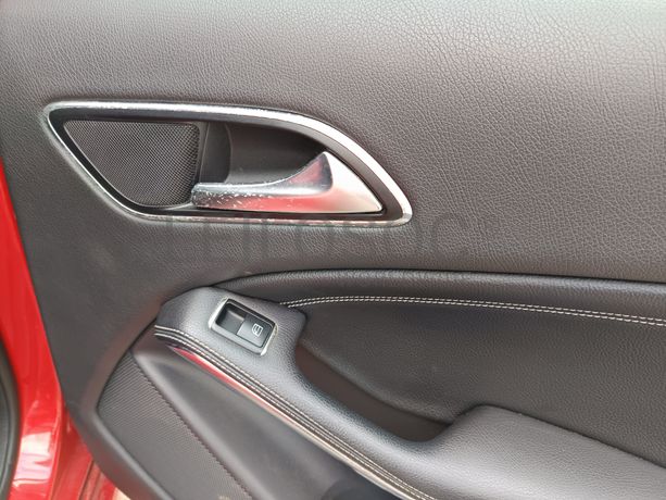 Mercedes-Benz A180 1.5 CDI · Ano 2013