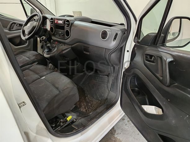 Citroën Berlingo · Ano 2011